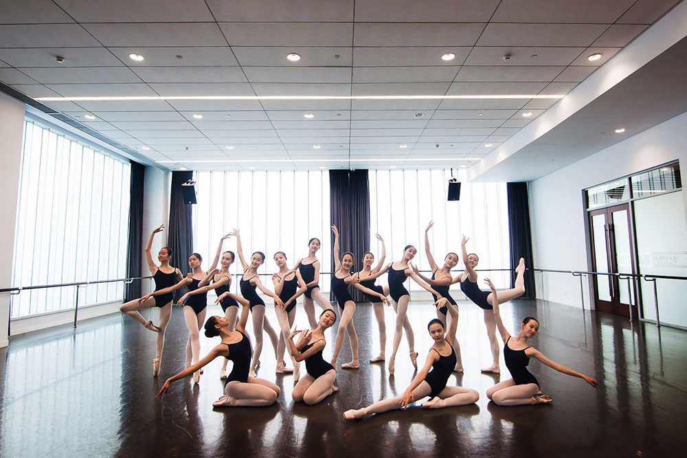 舞蹈培訓(xùn)機(jī)構(gòu)教室裝修圖片